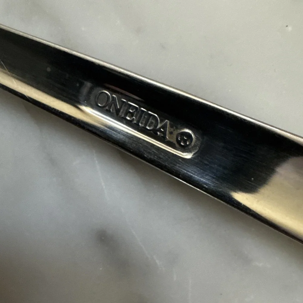 Oneida madeline stainless